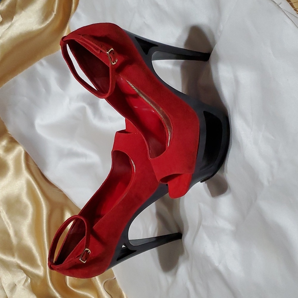 Bakers Red Pumps Sz.8.5